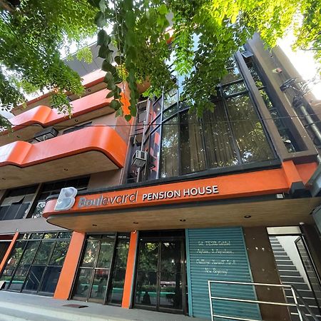 Boulevard Pension Hotel Cebu Eksteriør billede