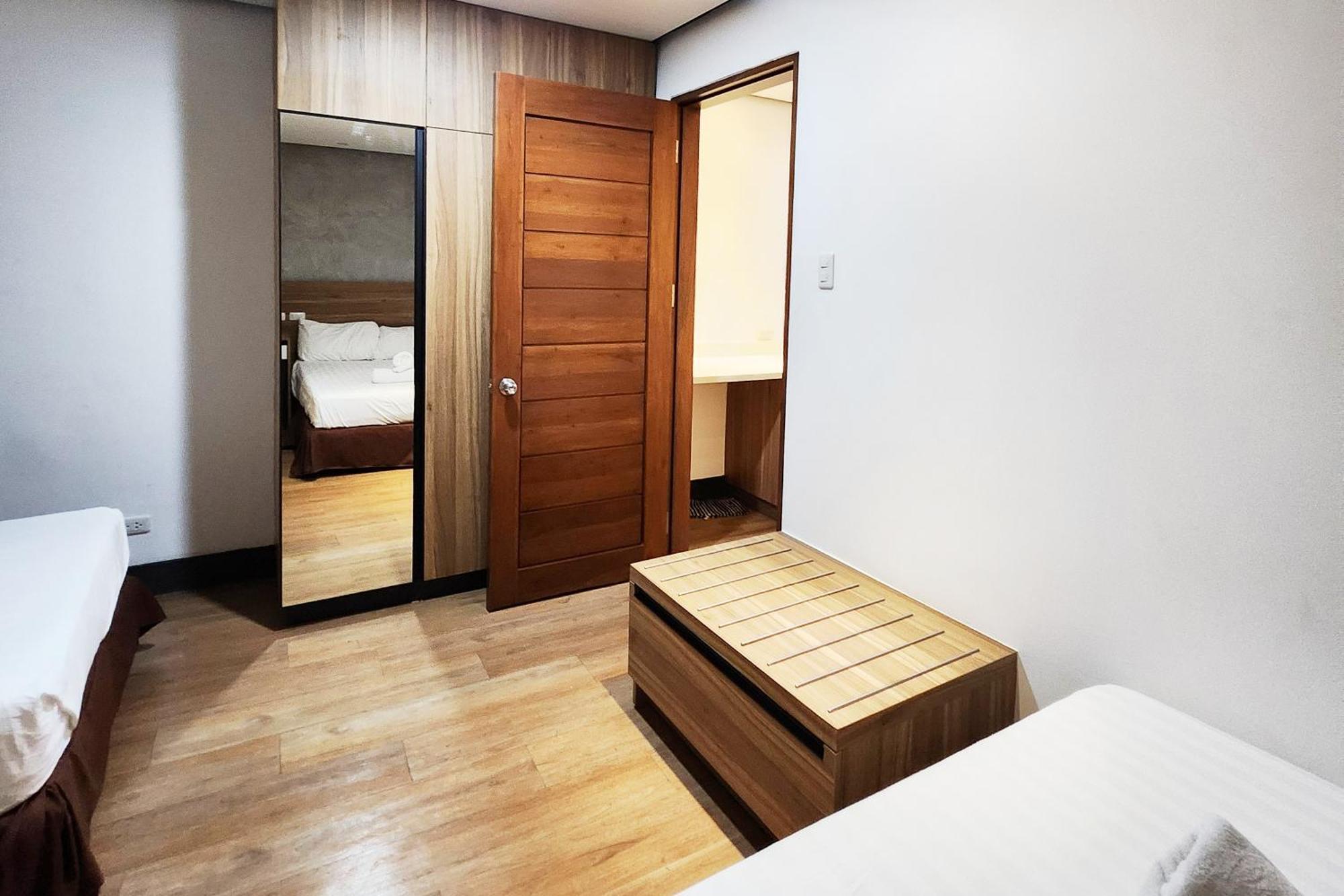 Boulevard Pension Hotel Cebu Eksteriør billede
