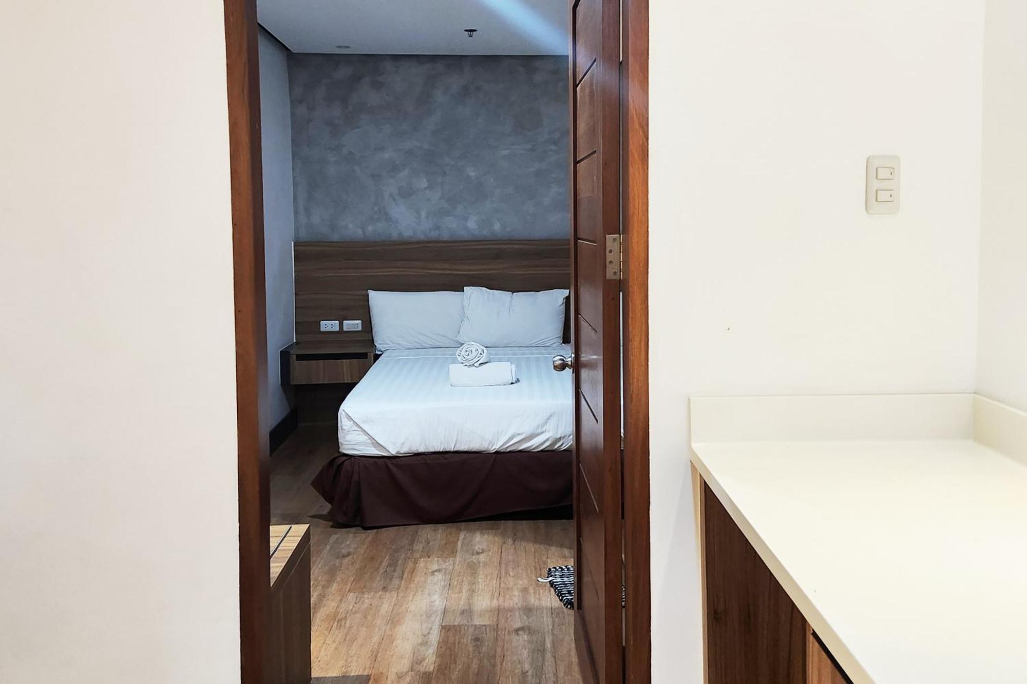 Boulevard Pension Hotel Cebu Eksteriør billede