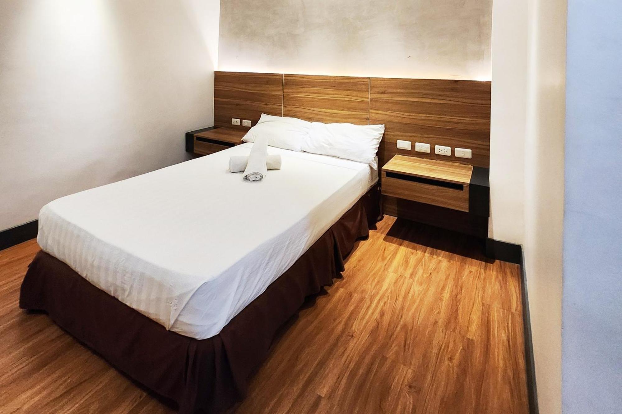Boulevard Pension Hotel Cebu Eksteriør billede